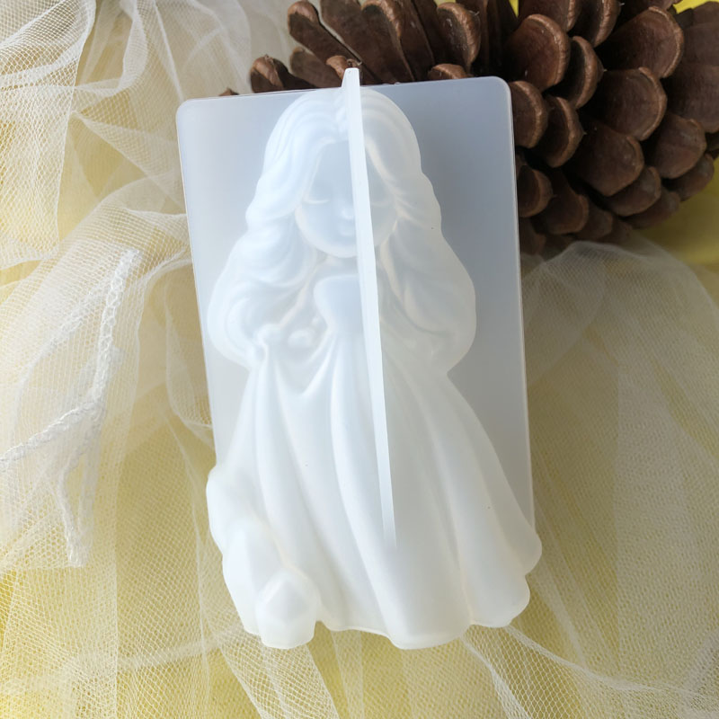 Soap Making Ins - 3D Cute Princess Silicone Candle Mould